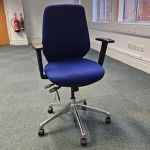 8 -  SUMMIT SCULPTURE TASK CHAIRS - GOOD QUALITY - FULLY ADJUSTABLE - BLUE VGC